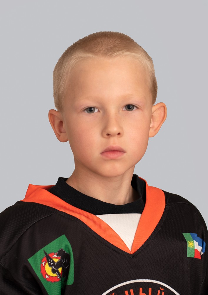 Аксёнов Денис